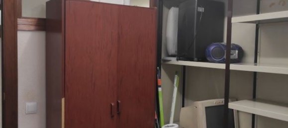 89m² Office in Logrono, Spain No. 150435 10