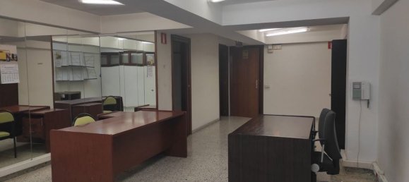 89m² Office in Logrono, Spain No. 150435 3