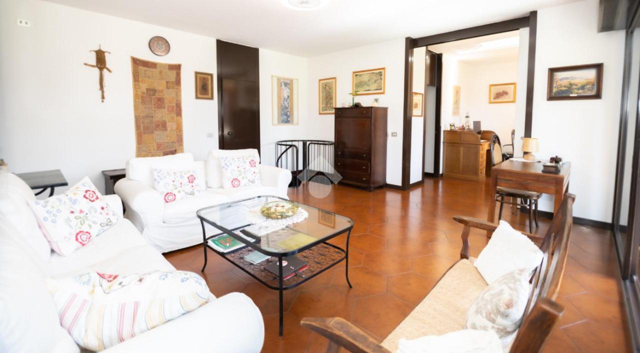 3 rooms Apartment in Basiglio, Italy No. 13700