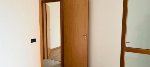 Квартира с 3 комнатами в Сельваццано Дентро, Италия № 156747 11