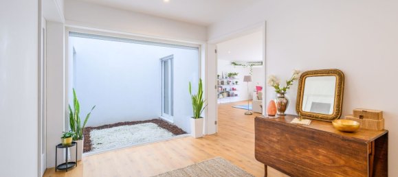 5 bedrooms Villa in Porto, Portugal No. 124468 6