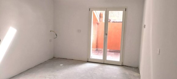 2 rooms Apartment in Bologna, Italy No. 63081 13