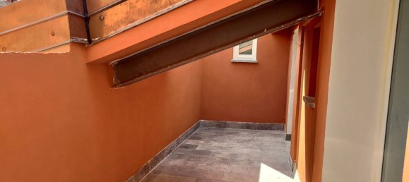 2 rooms Apartment in Bologna, Italy No. 63081 11