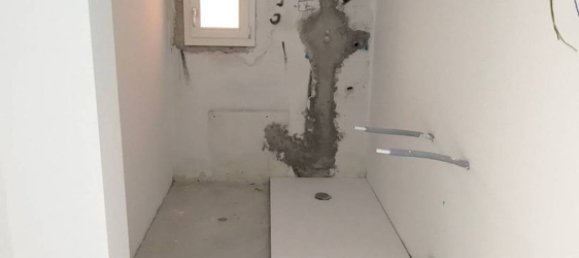 2 rooms Apartment in Bologna, Italy No. 63081 8