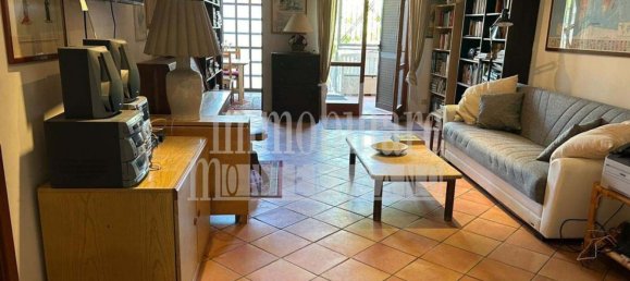 Дом с 11 комнатами в Рим, Италия № 269315 13