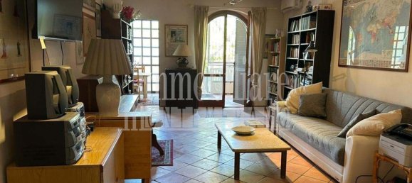 Дом с 11 комнатами в Рим, Италия № 269315 2