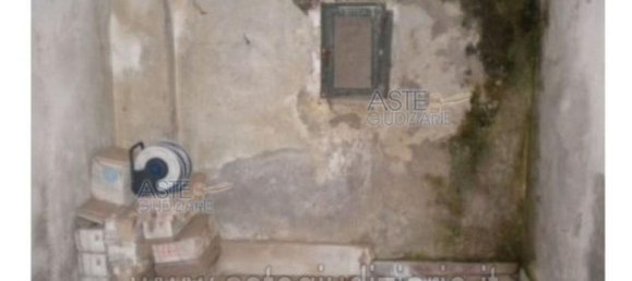 Casa de 11 habitaciónes en Ardea, Italy No. 9004 24