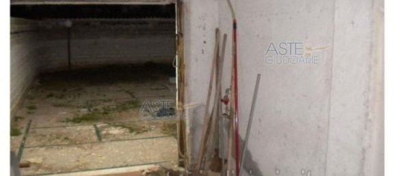 Casa de 11 habitaciónes en Ardea, Italy No. 9004 25