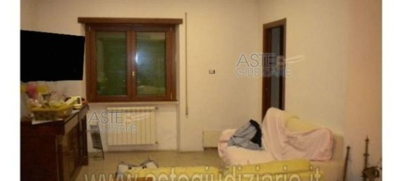 Casa de 11 habitaciónes en Ardea, Italy No. 9004 30