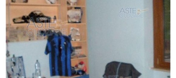 Casa de 11 habitaciónes en Ardea, Italy No. 9004 4