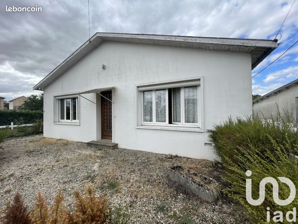 Casa de 6 divisões em Sauze-Vaussais, France N.º 305273