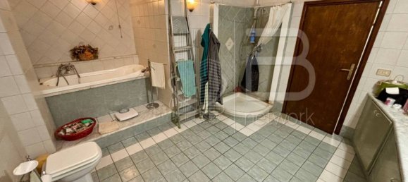 3 bedrooms House in Vecchiano, Italy No. 227939 13