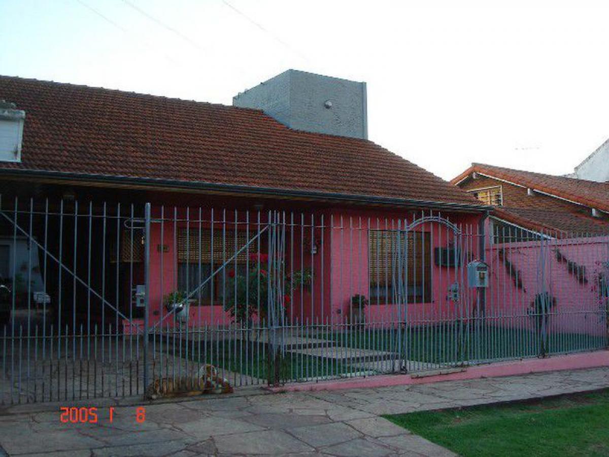3 Schlafzimmer Haus in Quilmes, Argentina, Nr. 55813