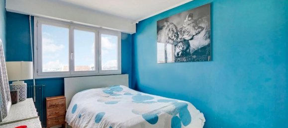 Apartamento de 2 dormitorios en Montreuil, France No. 327950 11