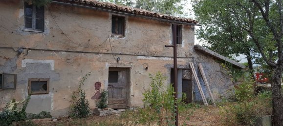 Вилла с 9 комнатами в Мондавио, Италия № 252182 3