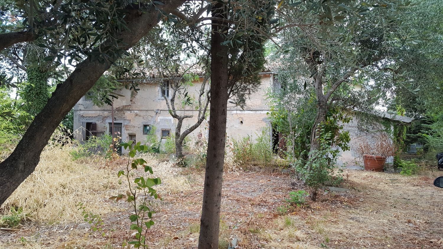 Вилла с 9 комнатами в Мондавио, Италия № 252182