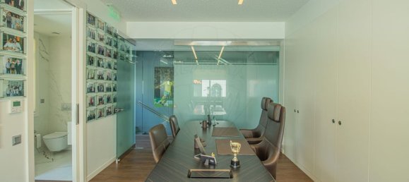 5 bedrooms House in Porto, Portugal No. 17187 22