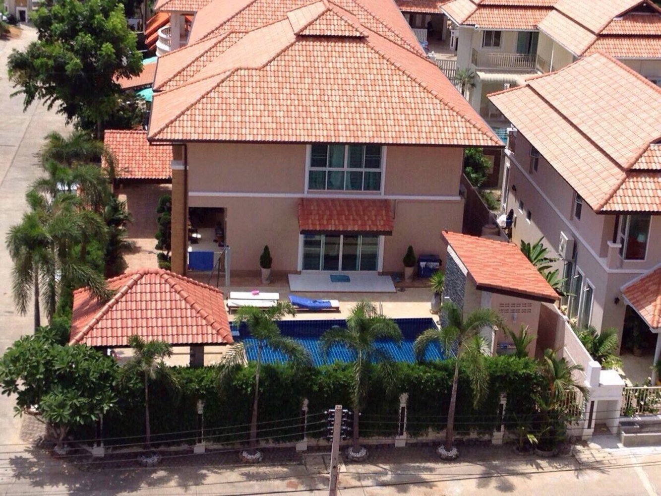 4 bedrooms Cafe / restaurant in Pattaya, Thailand No. 20048