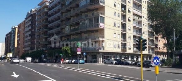 4-Zimmer Gewerbliche Immobilie in Rome, Italy, Nr. 337907 39