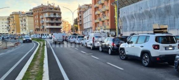 4-Zimmer Gewerbliche Immobilie in Rome, Italy, Nr. 337907 31