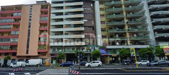 4-Zimmer Gewerbliche Immobilie in Rome, Italy, Nr. 337907 6