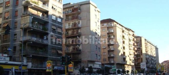 4-Zimmer Gewerbliche Immobilie in Rome, Italy, Nr. 337907 32