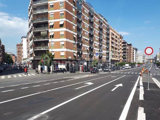 4-Zimmer Gewerbliche Immobilie in Rome, Italy, Nr. 337907