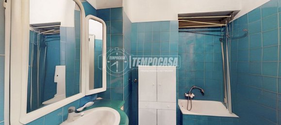 5 rooms Apartment in Turin, Italy No. 140663 16