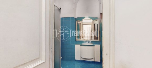 5 rooms Apartment in Turin, Italy No. 140663 15