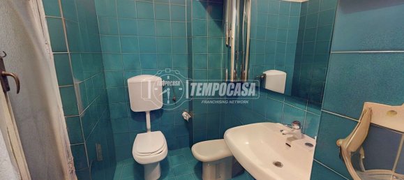 5 rooms Apartment in Turin, Italy No. 140663 18