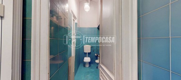 5 rooms Apartment in Turin, Italy No. 140663 17