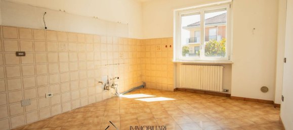 Квартира с 4 спальнями в Дженола, Италия № 349124 14