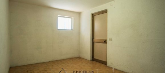 Квартира с 4 спальнями в Дженола, Италия № 349124 32