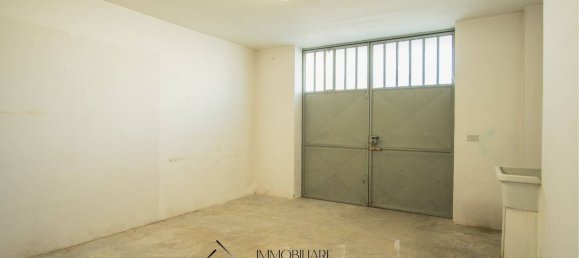 Квартира с 4 спальнями в Дженола, Италия № 349124 29