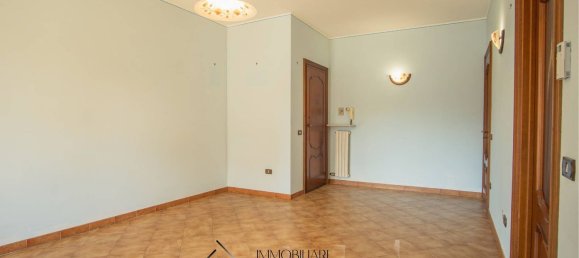 Квартира с 4 спальнями в Дженола, Италия № 349124 5