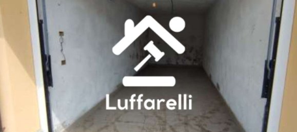 7 rooms House in Roncaro, Italy No. 7653 17