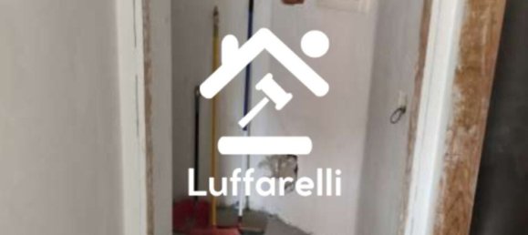 7 rooms House in Roncaro, Italy No. 7653 6