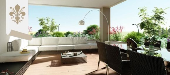 3-salle Penthouse à Florence, Italy No. 45381 14