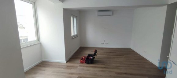 4 bedrooms Apartment in Lisbon, Portugal No. 97534 10