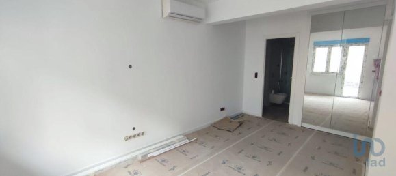 4 bedrooms Apartment in Lisbon, Portugal No. 97534 3