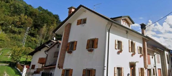 5 rooms House in Alpago, Italy No. 301724 8