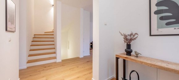 5 rooms Townhouse in Altona, Germany No. 112192 3