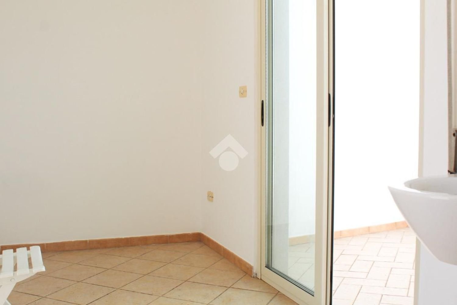 2 rooms House in Carovigno, Italy No. 286186