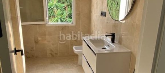 2 chambres Appartement à Marbella, Spain No. 81120 8