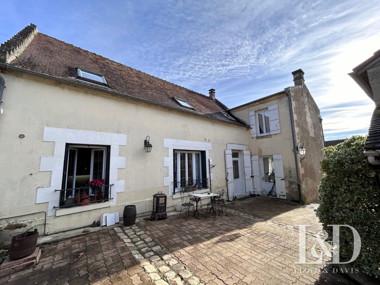 11 rooms House in Soissons, France No. 160844