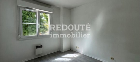 2 bedrooms Apartment in Reims, France No. 329678 19