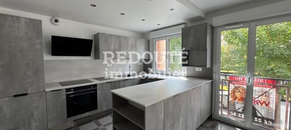 2 bedrooms Apartment in Reims, France No. 329678 16