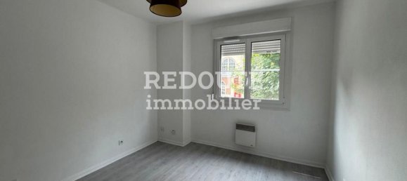 2 bedrooms Apartment in Reims, France No. 329678 13