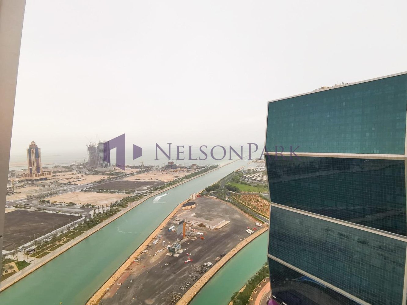 Квартира с 3 спальнями в Доха, Катар № 478