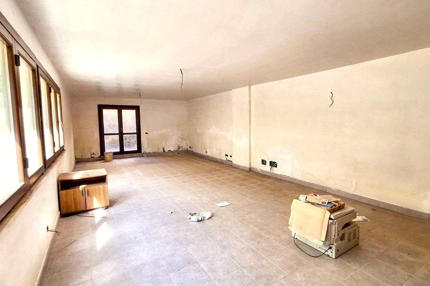 Almacén de 1 habitación en Carini, Italy No. 332406